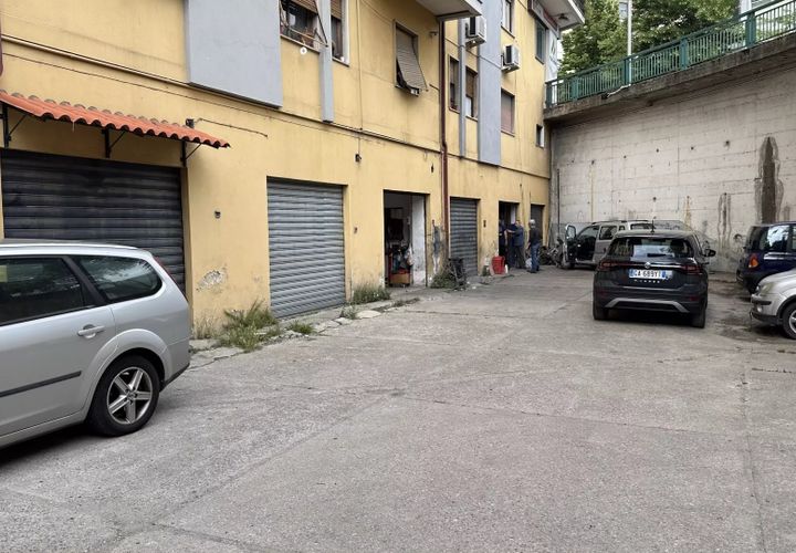 Garage i Cosenza, Cosenza, Cosenza - € 45.000 | Ref: 86436778 - foto 1