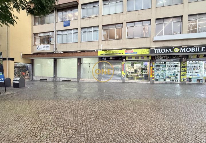 L'establiment comercial a Trofa, Porto, Trofa - € 1.700/mes | Ref: ONE81334-17 - foto 1