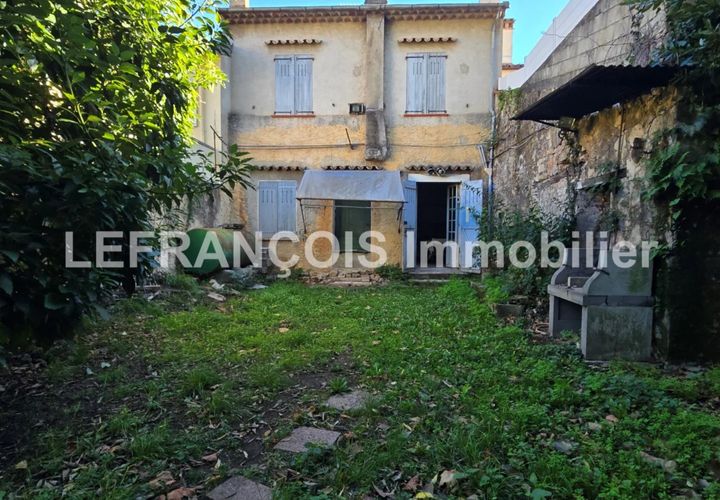 Villa i Peymeinade, Alpes-Maritimes, Peymeinade - € 350.000 | Ref: 2999 - foto 1