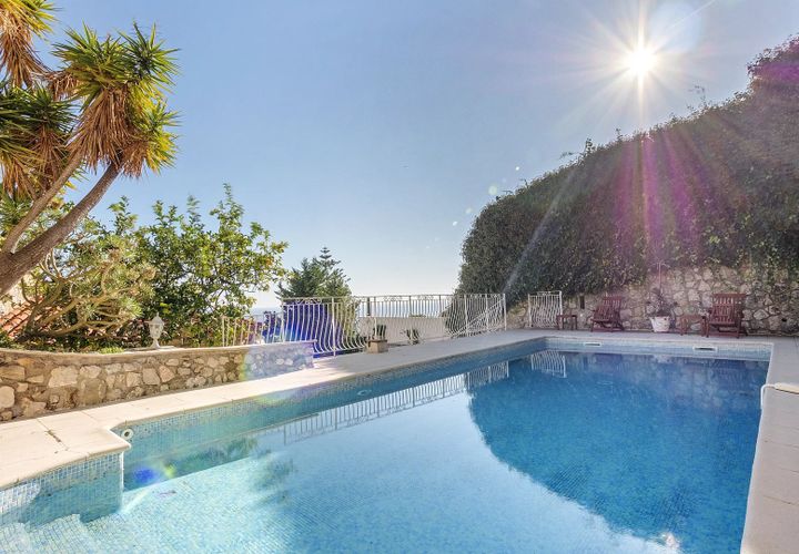 Villa i Roquebrune-Cap-Martin, Alpes-Maritimes, Roquebrune-Cap-Martin - € 3.150.000 | Ref: HH-15982282 - foto 1