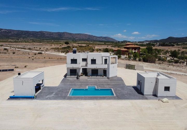 Villa i Pinoso, Alicante, Pinoso - € 518.000 | Ref: 748010 - foto 1