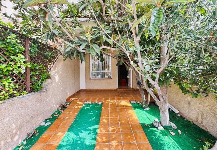 Dupleks i Torrevieja, Alicante, Torrevieja - € 189 000 | Ref: AG19MLSC9198597 - foto 1