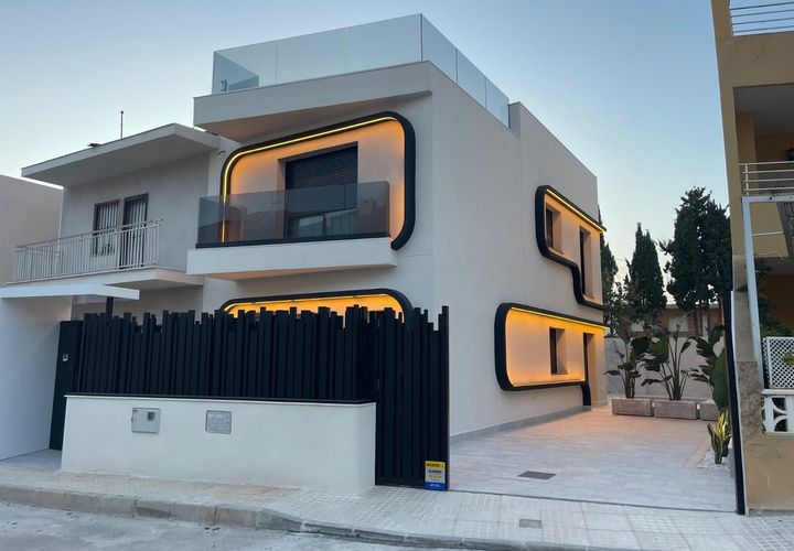 Villa i Torre de la Horadada, Alicante, Torre de la Horadada - € 649.000 | Ref: 727974 - foto 1