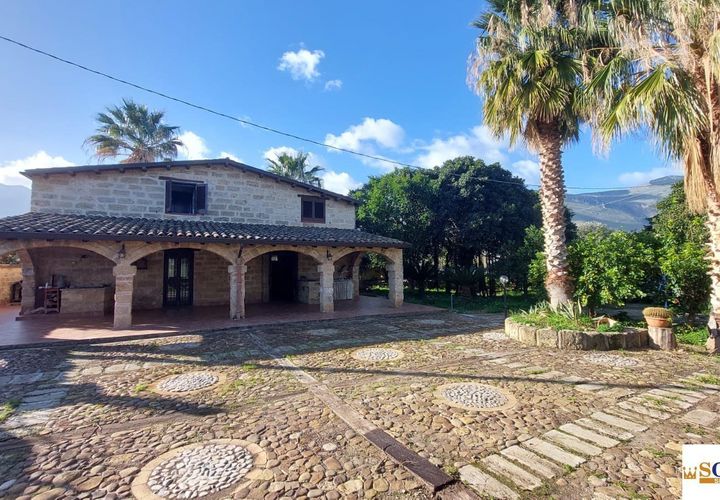Villa i Carini, Palermo, Carini - € 290.000 | Ref: 11/24 - foto 1