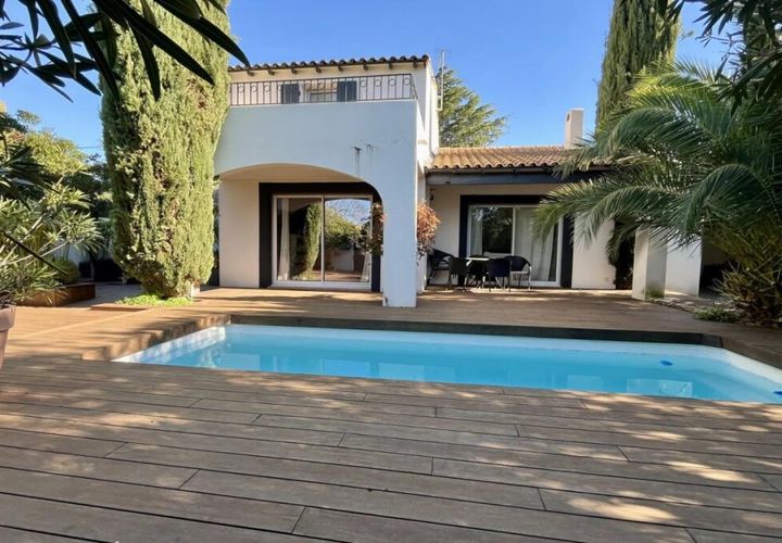 Villa a Les Angles, Gard, Les Angles - € 695.000 | Ref: getkey_8607 - foto 1