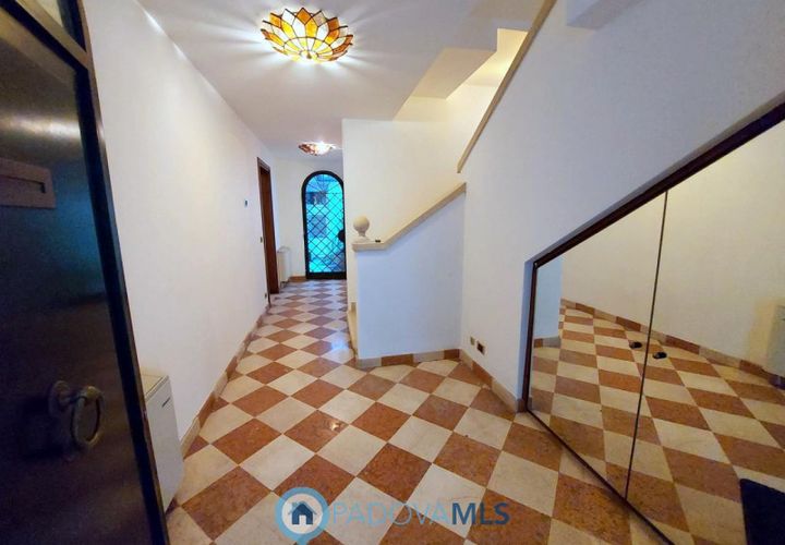 Villa a Padua, Padua, Padua - € 530.000 | Ref: M1993 - foto 1