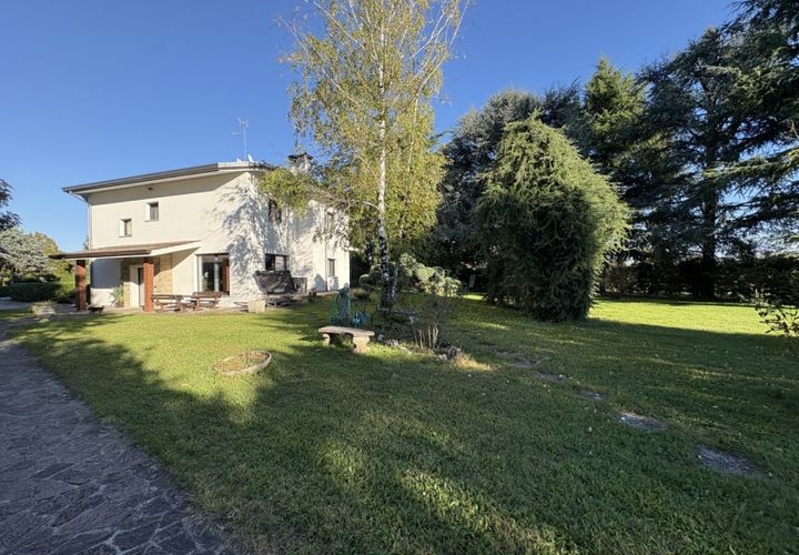 Villa a Udine, Udine, Udine - € 450.000 | Ref: Villa singola - foto 1