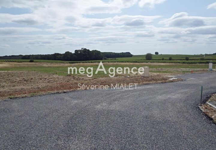 Terra a Louzac-Saint-Andre, Charente, Louzac-Saint-Andre - € 66.900 | Ref: 195345 - foto 1
