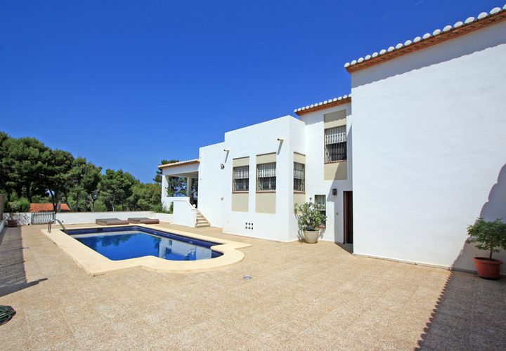 Villa i Denia, Alicante, Denia - € 1.060.000 | Ref: L01151 - foto 1