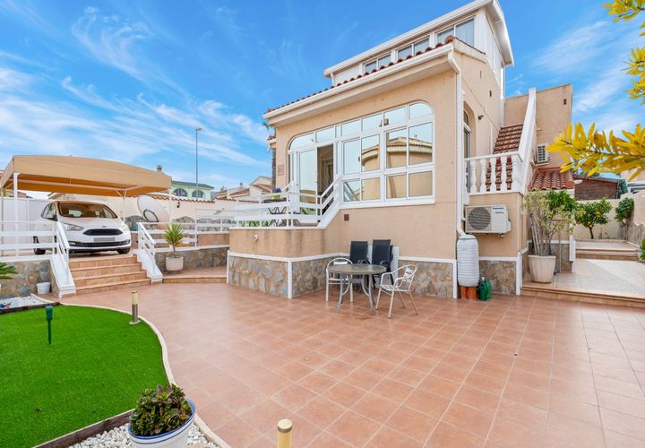Villa i Rojales, Alicante, Rojales - € 349.950 | Ref: RM-71027 - foto 1