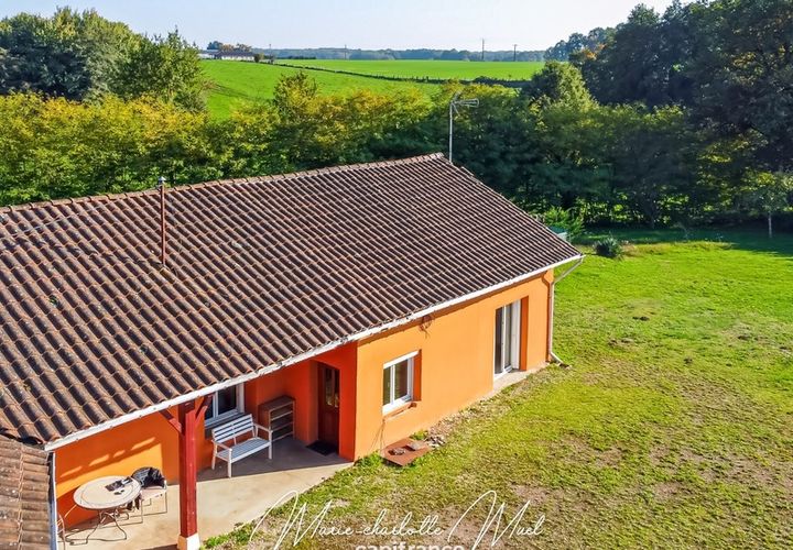 Villa a Pont-de-Vaux, Ain, Pont-de-Vaux - € 195.000 | Ref: 340933737610 - foto 1