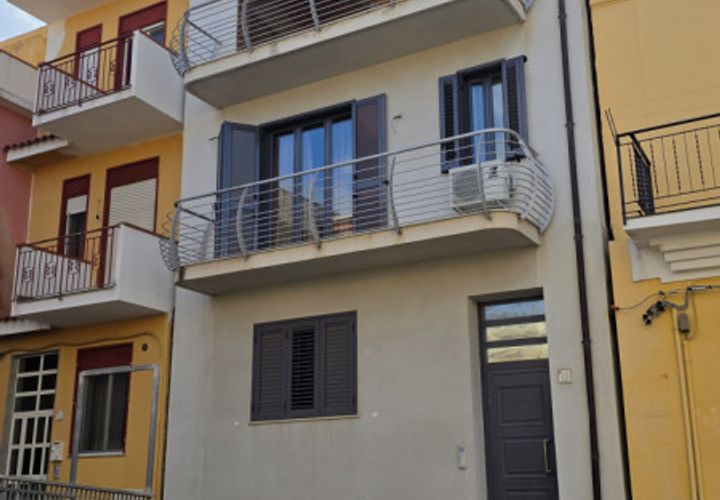 Villa a Meri, Messina, Meri - € 210.000 | Ref: CIF038 - foto 1