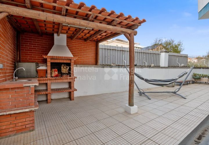 Lejlighed i Cascais, Lisbon, Cascais - € 1.300.000 | Ref: PROP-32593 - foto 1