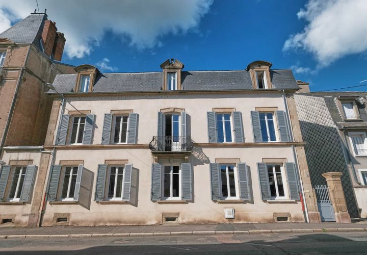 Villa i Autun, Saone-et-Loire, Autun - € 298.000 | Ref: KB-23159 - foto 1