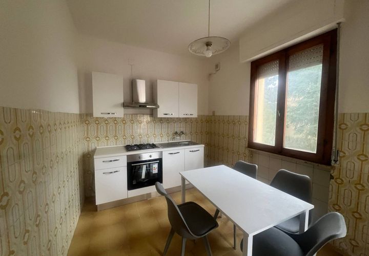 Apartament a Pisa, Pisa, Pisa - € 770/mes | Ref: 2016074 - foto 1