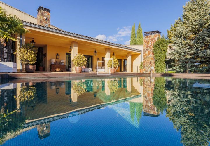 Villa a Torrelodones, Madrid, Torrelodones - € 1.690.000 | Ref: POZ64472 - foto 1