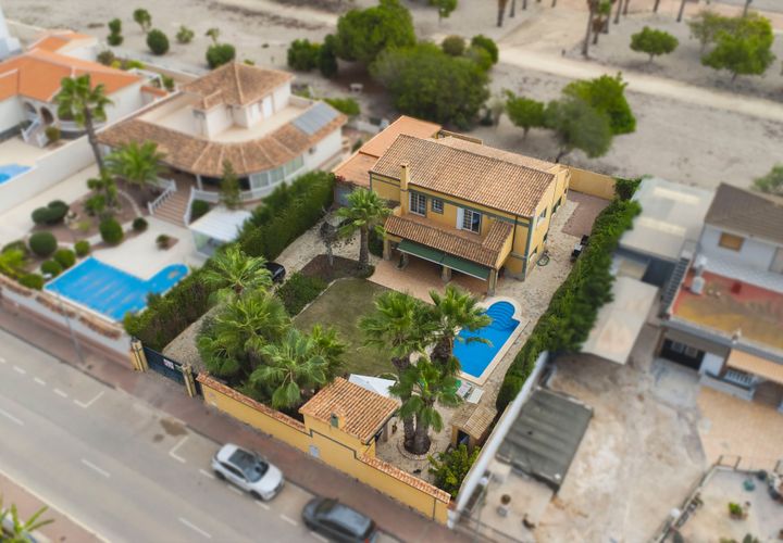 Villa i La Marina, Alicante, La Marina - € 620.000 | Ref: NS1732 - foto 1