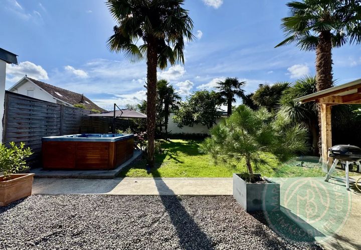 Villa i Tarbes, Hautes-Pyrenees, Tarbes - € 315.000 | Ref: 86339225 - foto 1