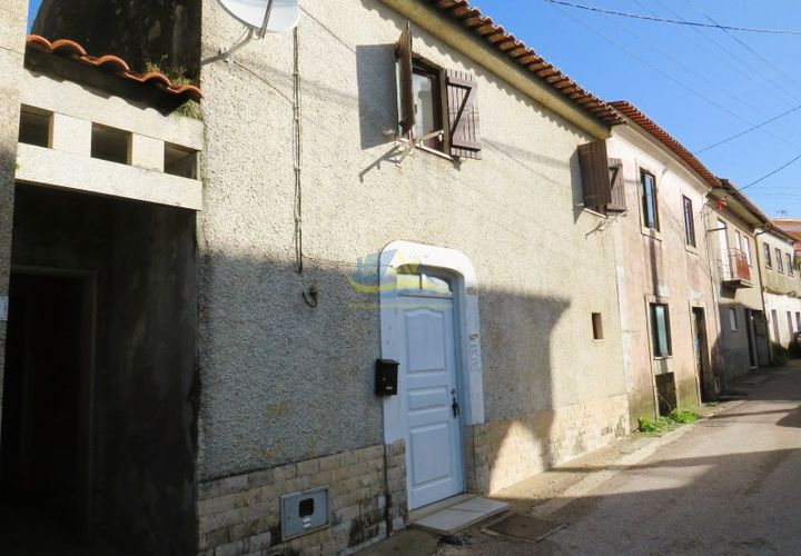 Villa a Miranda do Corvo, Coimbra, Miranda do Corvo - € 65.000 | Ref: ko2683 - foto 1