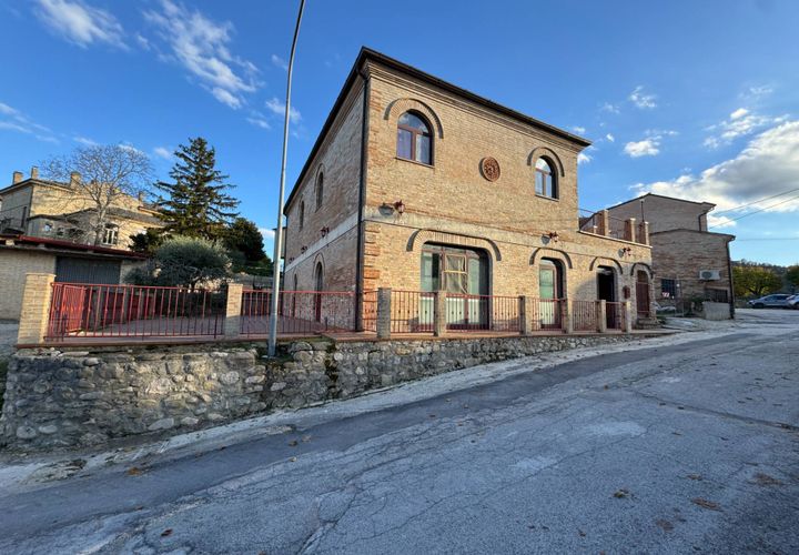 Villa a Montottone, Fermo, Montottone - € 127.000 | Ref: VV441 - foto 1