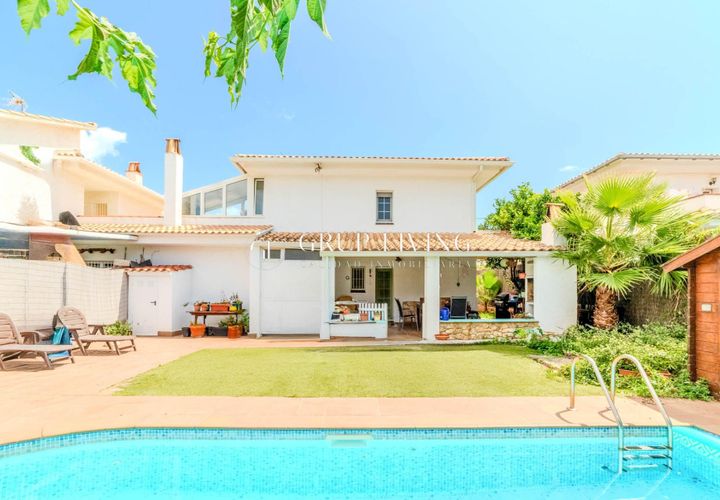 Villa a Sant Pere De Ribes, Barcelona, Sant Pere De Ribes - € 505.000 | Ref: VRIB189/1087 - foto 1