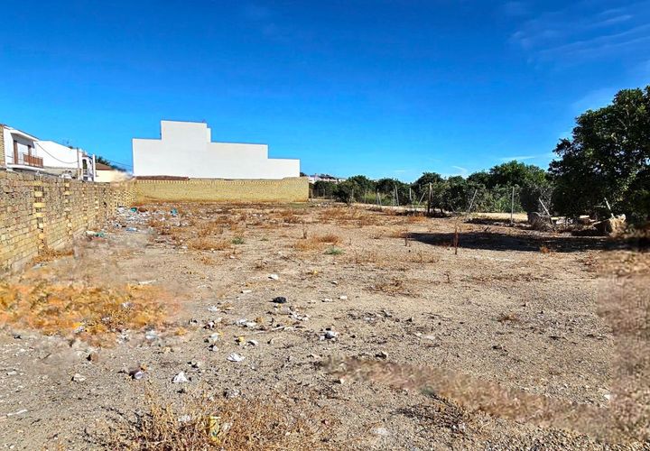Helårsgrund i La Algaba, Sevilla, La Algaba - € 250.000 | Ref: 3566-01181/7688 - foto 1
