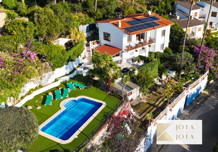 Villa i Lloret De Mar, Gerona, Lloret De Mar - € 750.000 | Ref: 77335 - foto 1