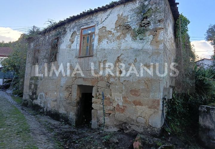 Ruinere i Ponte de Lima, Viana do Castelo, Ponte de Lima - € 150.000 | Ref: RUÏ_1106 - foto 1