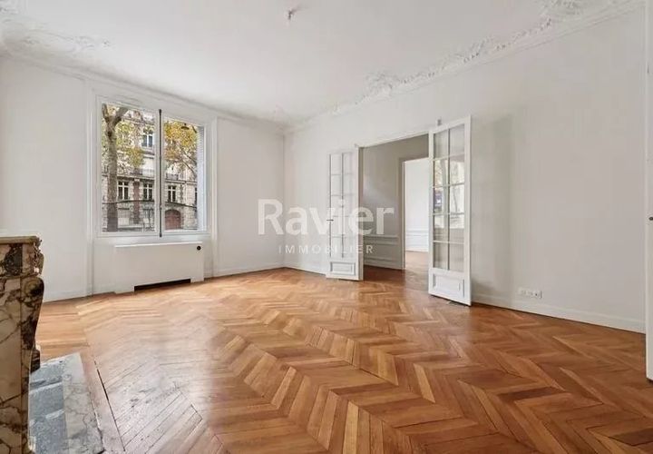 L'establiment comercial a Paris, Paris, Paris - € 36.915/mes | Ref: 86426087 - foto 1