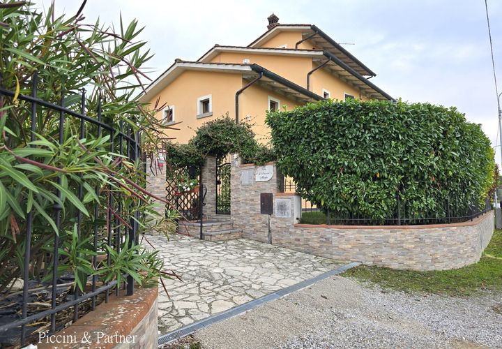 Villa i Cortona, Arezzo, Cortona - € 345.000 | Ref: AR24 - foto 1
