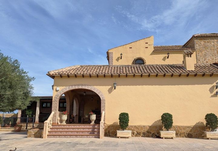 Villa i Orihuela, Alicante, Orihuela - € 499.900 | Ref: BIGAMB/5750 - foto 1