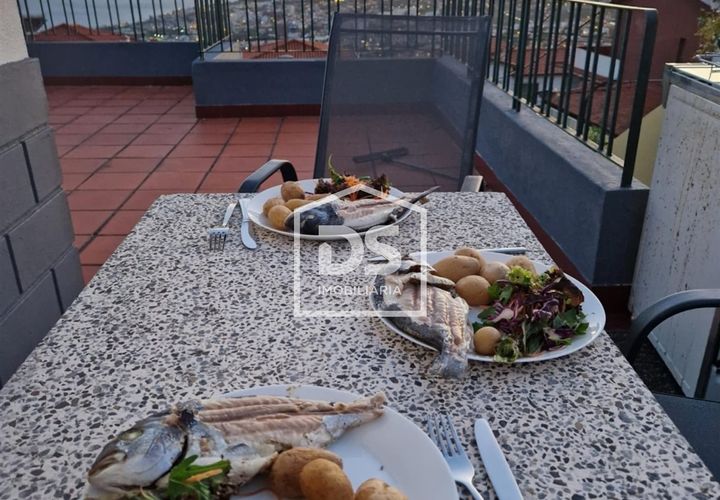 Villa a Funchal, Madeira, Funchal - € 1.600/mes | Ref: DSF232 - foto 1