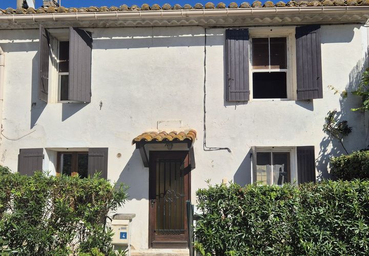 Rækkehus i Arles, Bouches-du-Rhone, Arles - € 199.000 | Ref: VM988-ACTIVPATRIMONIA - foto 1