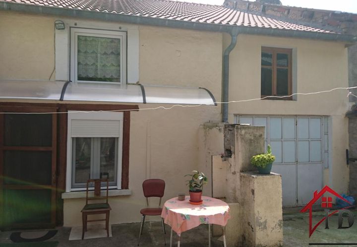 Villa i Bourbonne-les-Bains, Haute-Marne, Bourbonne-les-Bains - € 44.000 | Ref: 62_771 - foto 1