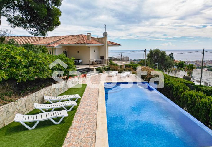 Villa i Lloret De Mar, Gerona, Lloret De Mar - € 795.000 | Ref: C05LM-291/9374 - foto 1