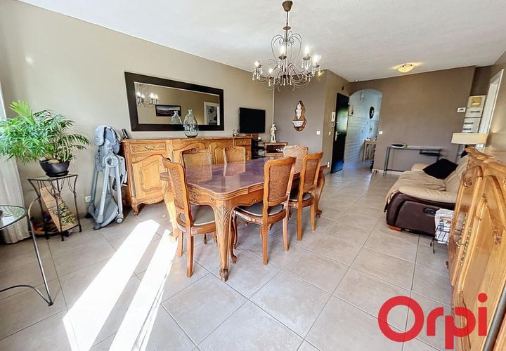 Lejlighed i Marseille, Bouches-du-Rhone, Marseille - € 199.000 | Ref: UUPK-P47-Q0T - foto 1