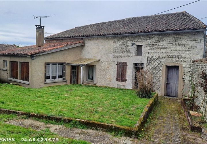 Villa i Brie, Charente, Brie - € 100.000 | Ref: 429288GSK - foto 1