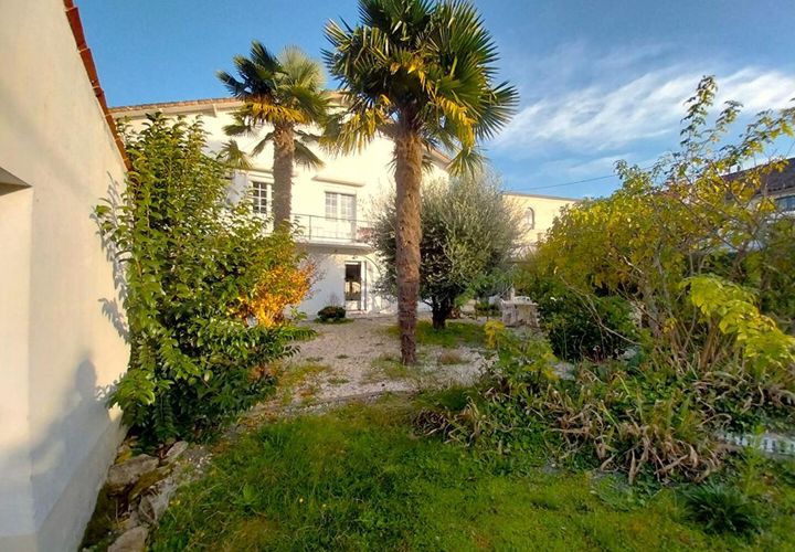 Villa i Saintes, Charente-Maritime, Saintes - € 165.000 | Ref: 427948RBP - foto 1