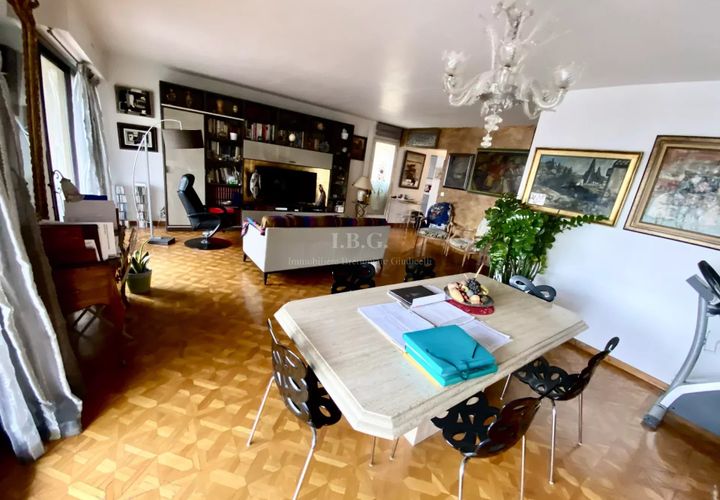 Leilighet i Marseille, Bouches-du-Rhone, Marseille - € 420 000 | Ref: 86448634 - foto 1