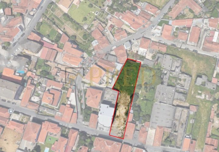 Helårsgrund i Oliveira do Douro, Porto, Oliveira do Douro - € 280.000 | Ref: PRED-659 - foto 1