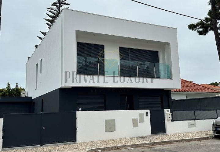 Villa - Almada, Setubal, Almada - € 925 000 | Réf : 8837 - photo 1