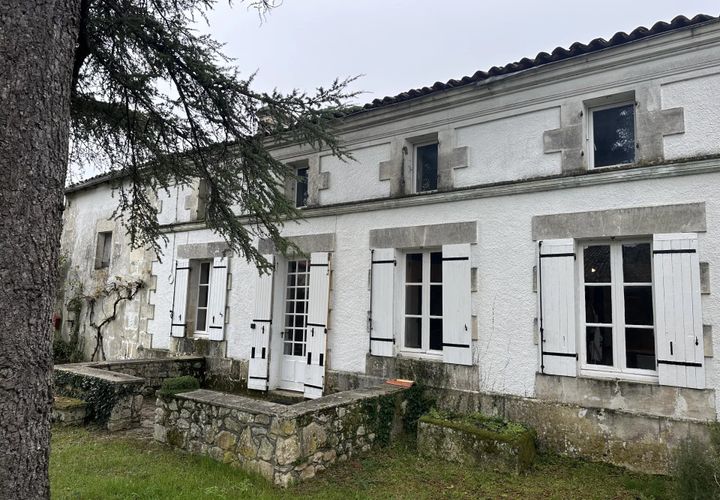 Landsbyhus i Clion, Charente-Maritime, Clion - € 125.000 | Ref: BVI83291 - foto 1