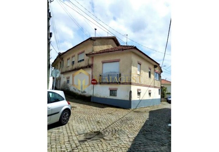 Villa i Serzedo, Porto, Serzedo - € 450.000 | Ref: vng_P251112 - foto 1