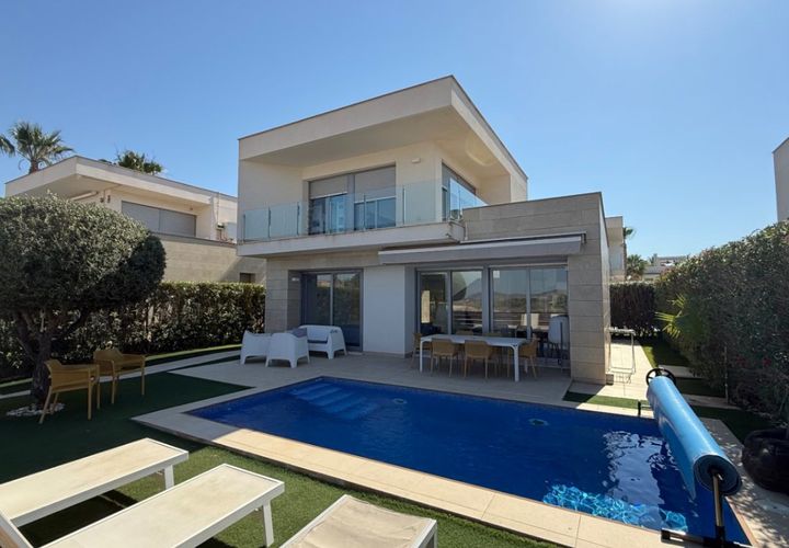 Villa a Orihuela, Alicante, Orihuela - € 380.000 | Ref: MLSC8559997/13477 - foto 1