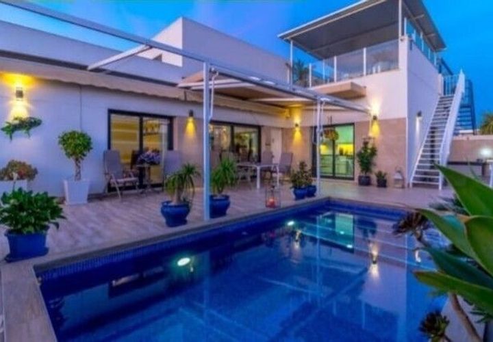Villa i Almoradi, Alicante, Almoradi - € 373.200 | Ref: MLSC6567659/13477 - foto 1
