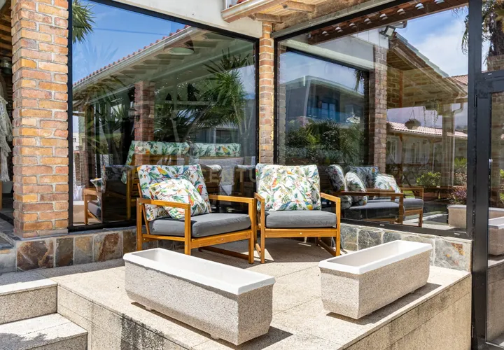 Villa i Apulia, Braga, Apulia - € 1.600.000 | Ref: C0256-03177 - foto 1