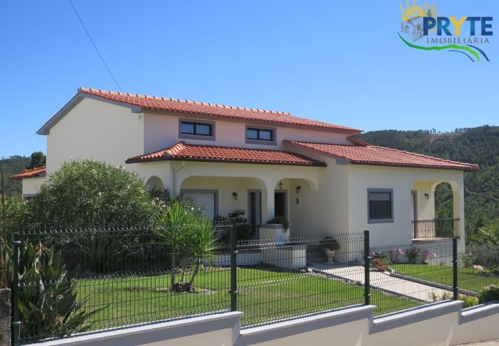 Villa i Serta, Castelo Branco, Serta - € 425.000 | Ref: MG162 - foto 1