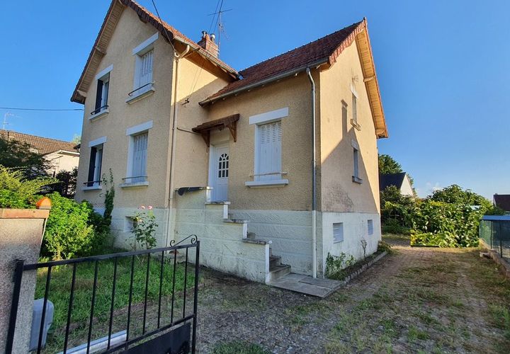 Villa i Vierzon, Cher, Vierzon - € 103.500 | Ref: 1050PI113 - foto 1