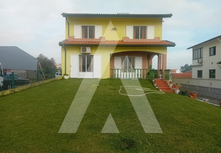 Villa i Oliveira do Bairro, Aveiro, Oliveira do Bairro - € 535.000 | Ref: 1051368/25 OB - foto 1