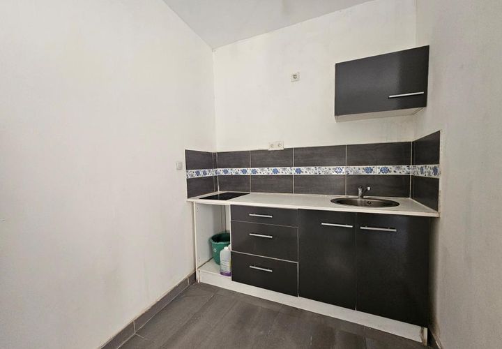 Studio i Marseille, Bouches-du-Rhone, Marseille - € 109.000 | Ref: 7YZC-J47-U2V - foto 1